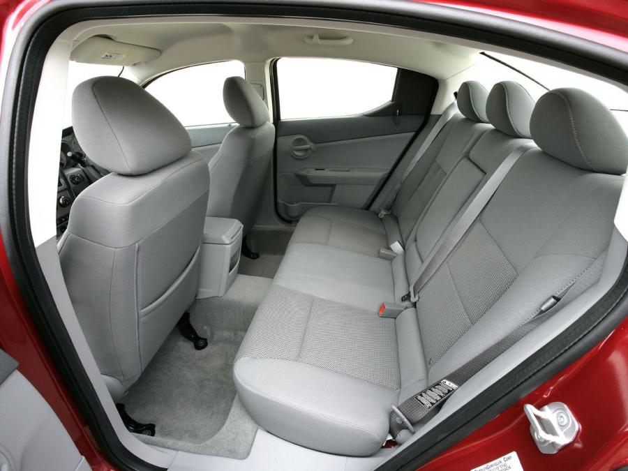  Dodge Avenger 2007 года  (UK) (фото 9 из 20)